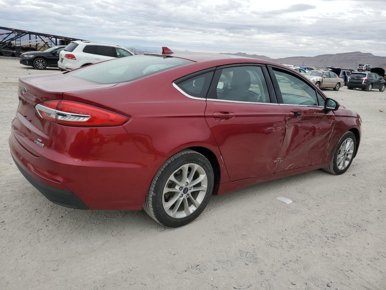 Изображение 3 2019 FORD FUSION SE 2019 с VIN 3FA6P0LU4KR188759