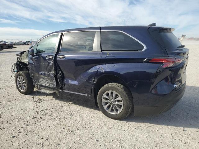 Изображение 2 2022 TOYOTA SIENNA XLE 2022 с VIN 5TDYRKEC3NS099893