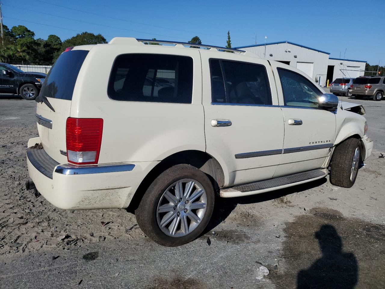 Изображение 3 Chrysler Aspen Limited 2008 с VIN 1A8HX58248F129278