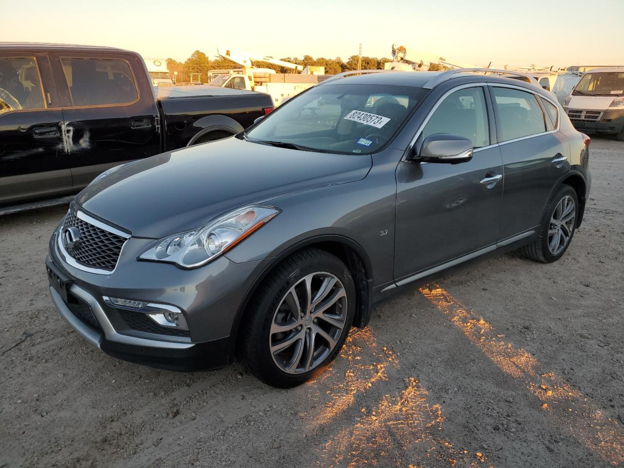 Image 1 of 2016 INFINITI QX50  2016 with VIN JN1BJ0RP0GM232707