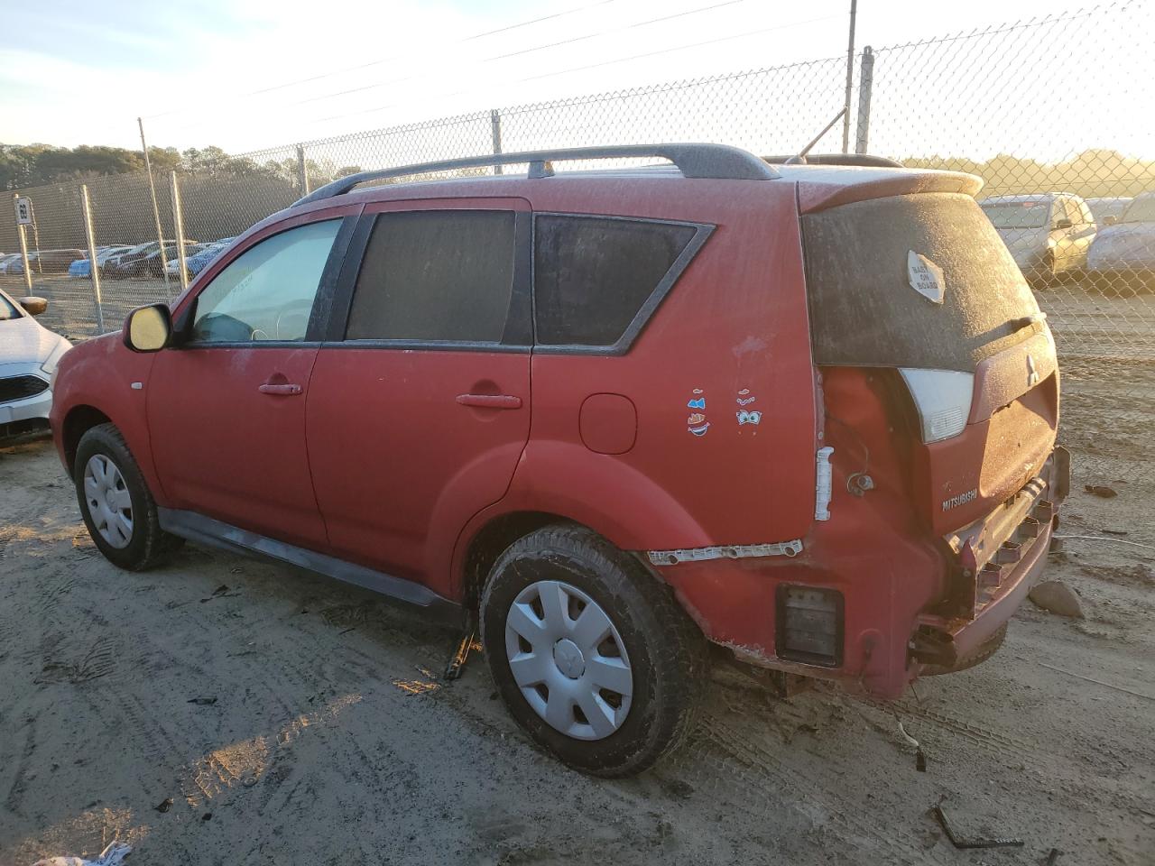 Изображение 2 2011 MITSUBISHI OUTLANDER ES 2011 с VIN JA4AS2AW1BU019546