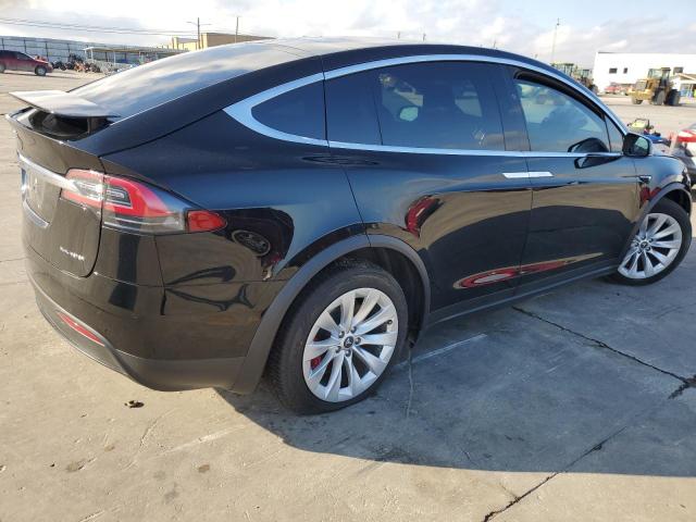 Изображение 3 2017 TESLA MODEL X  2017 с VIN 5YJXCBE2XHF066838