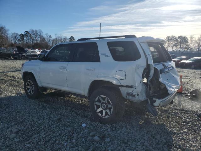 Obraz 2 z 2019 TOYOTA 4RUNNER SR5 2019 z VIN JTEBU5JR3K5665239