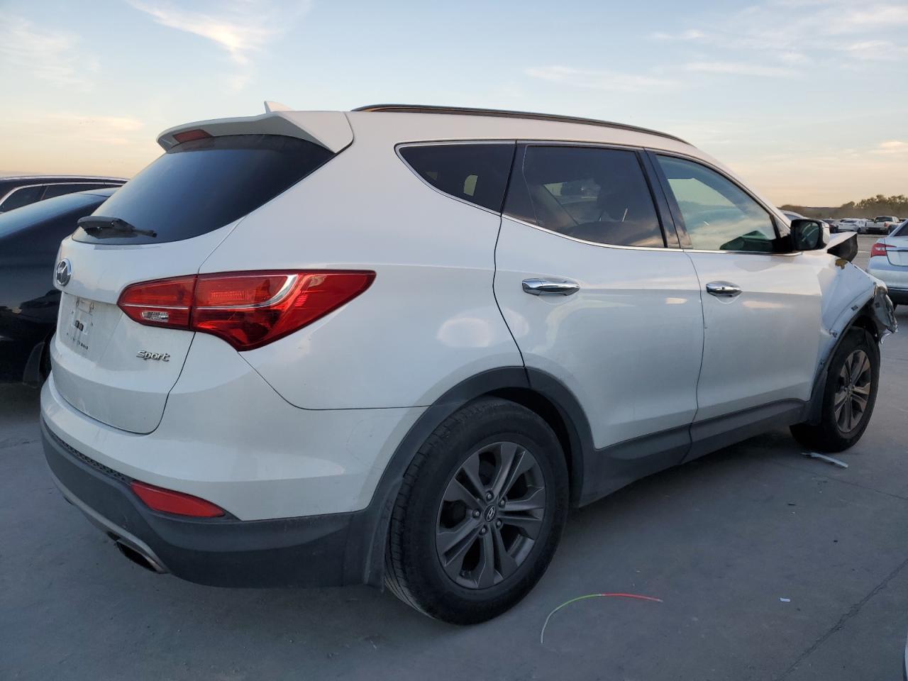 Image 3 of 2013 HYUNDAI SANTA FE SPORT  2013 with VIN 5XYZU3LB2DG049176
