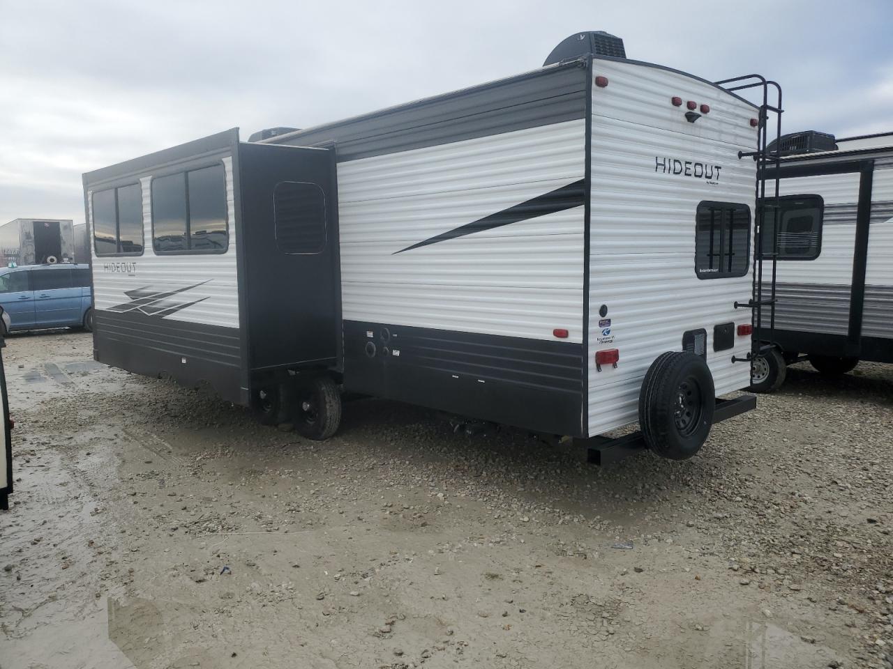 Image 3 of 2021 HIDE CAMPER 2021 with VIN 4YDT29D23M7244422