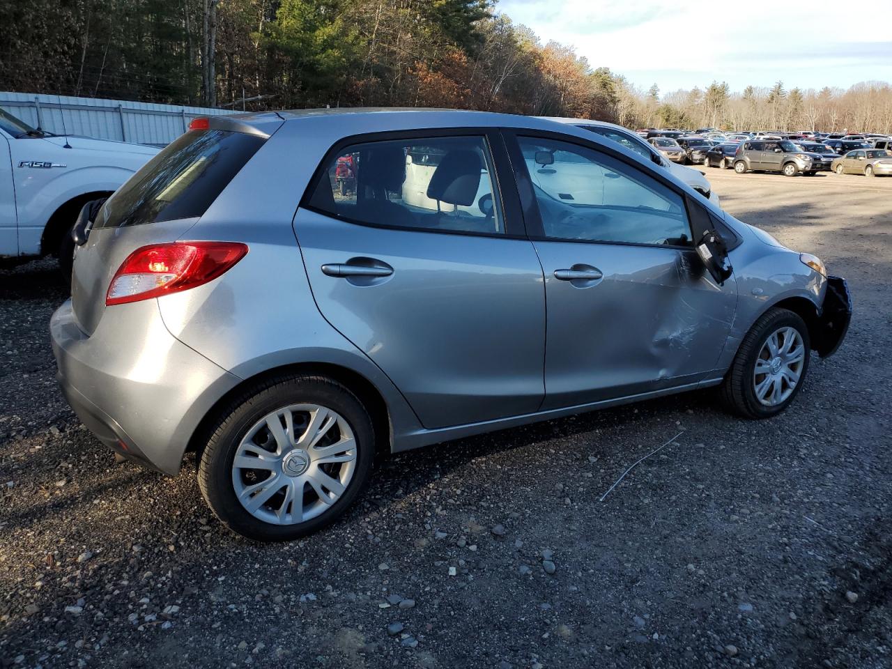 Изображение 3 2011 MAZDA MAZDA2  2011 с VIN JM1DE1HZ5B0123811