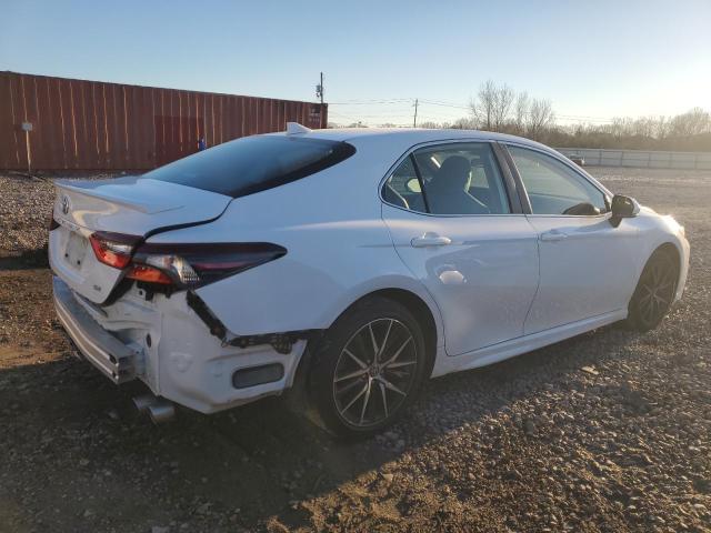 Image 3 of 2022 TOYOTA CAMRY SE 2022 with VIN 4T1G11AK4NU675749