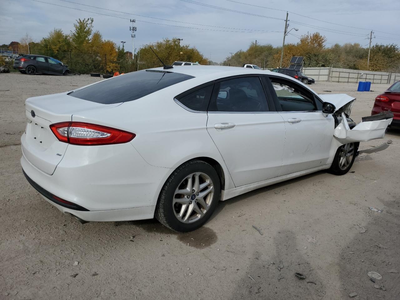 Image 3 of 2014 FORD FUSION SE 2014 with VIN 3FA6P0H73ER127670
