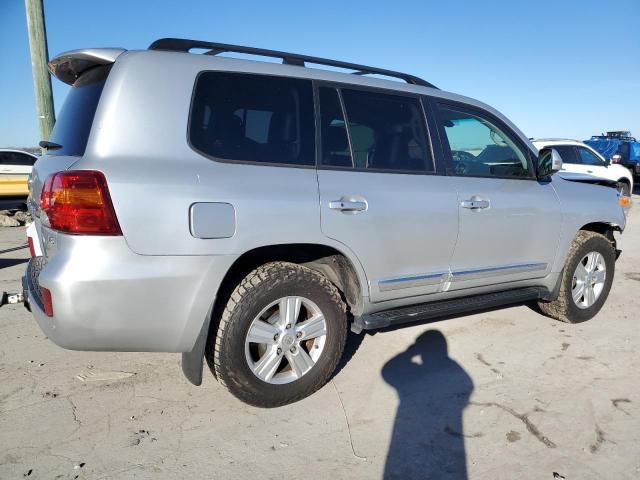 Image 3 of 2015 TOYOTA LAND CRUISER  2015 with VIN JTMHY7AJXF4030393