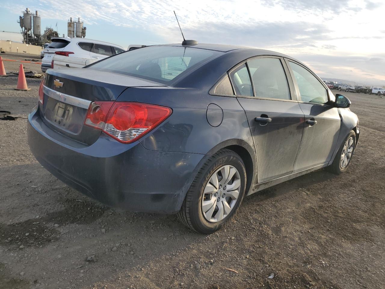 Image 3 of 2015 CHEVROLET CRUZE LS 2015 with VIN 1G1PA5SG7F7106277