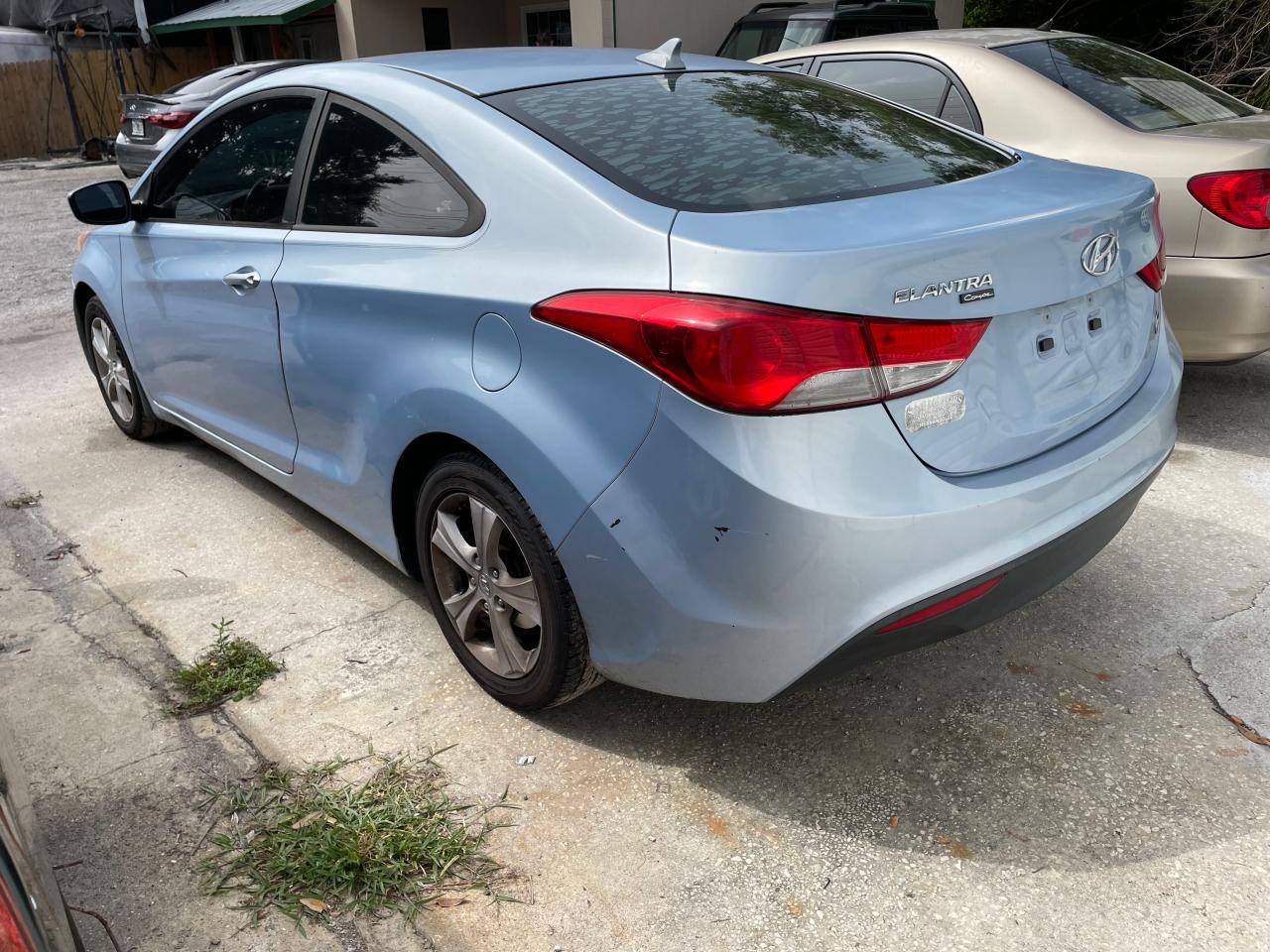 Image 3 of 2013 HYUNDAI ELANTRA COUPE GS 2013 with VIN KMHDH6AE1DU000526