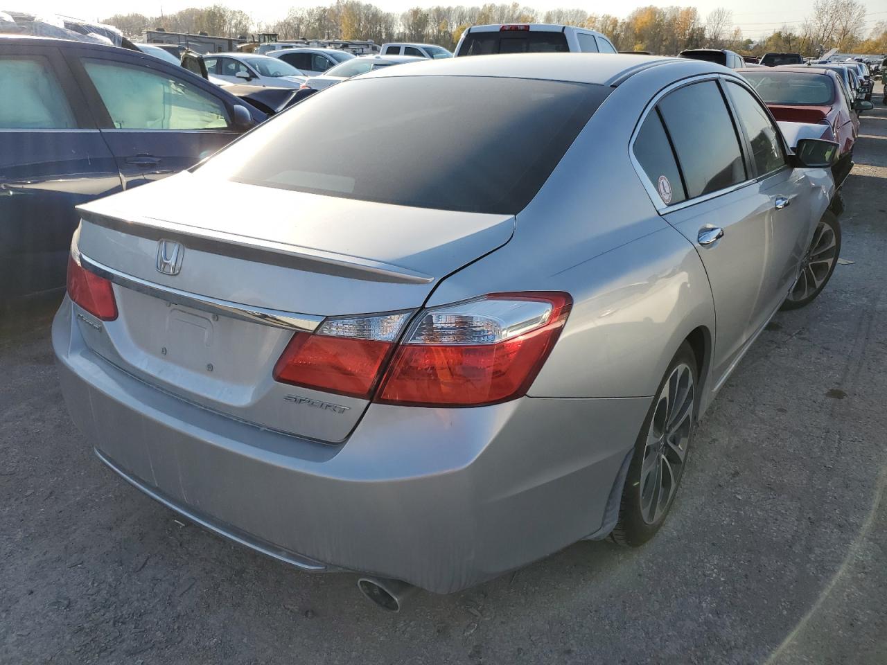 Obraz 3 z 2015 HONDA ACCORD SPORT 2015 z VIN 1HGCR2F56FA176413