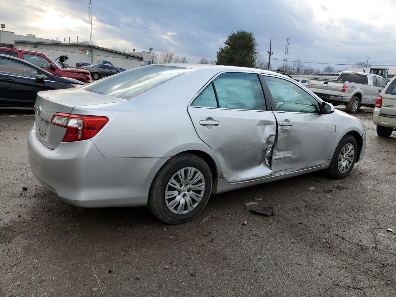 Image 3 of 2014 TOYOTA CAMRY L 2014 with VIN 4T4BF1FKXER387325