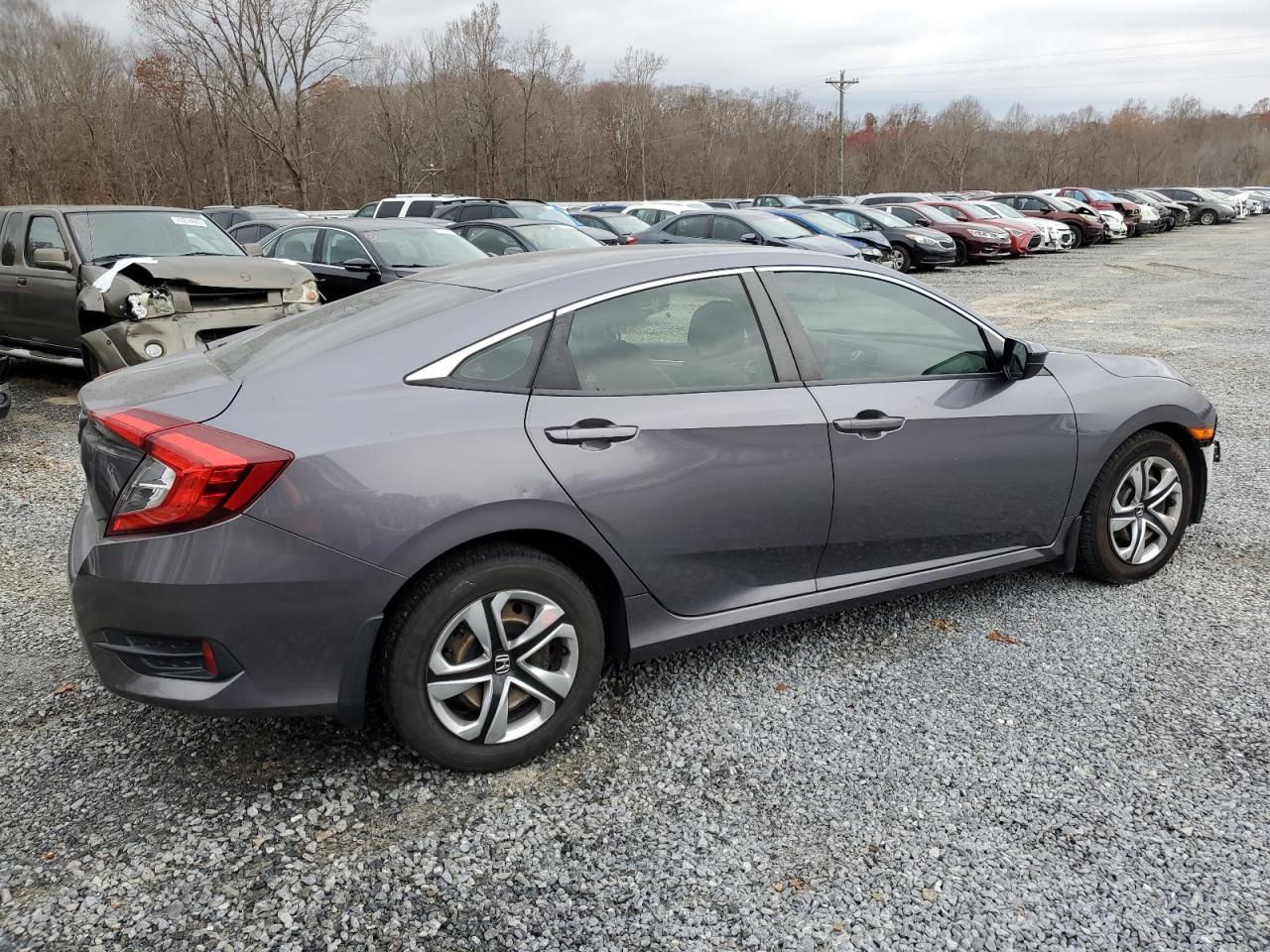 Obraz 3 z 2017 HONDA CIVIC LX 2017 z VIN 19XFC2F58HE053824