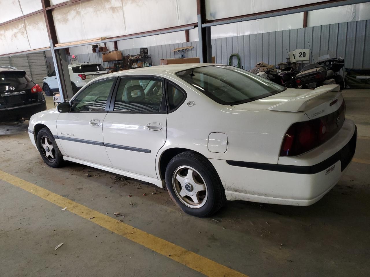 Image 2 of 2002 CHEVROLET IMPALA LS 2002 with VIN 2G1WH55K829134721