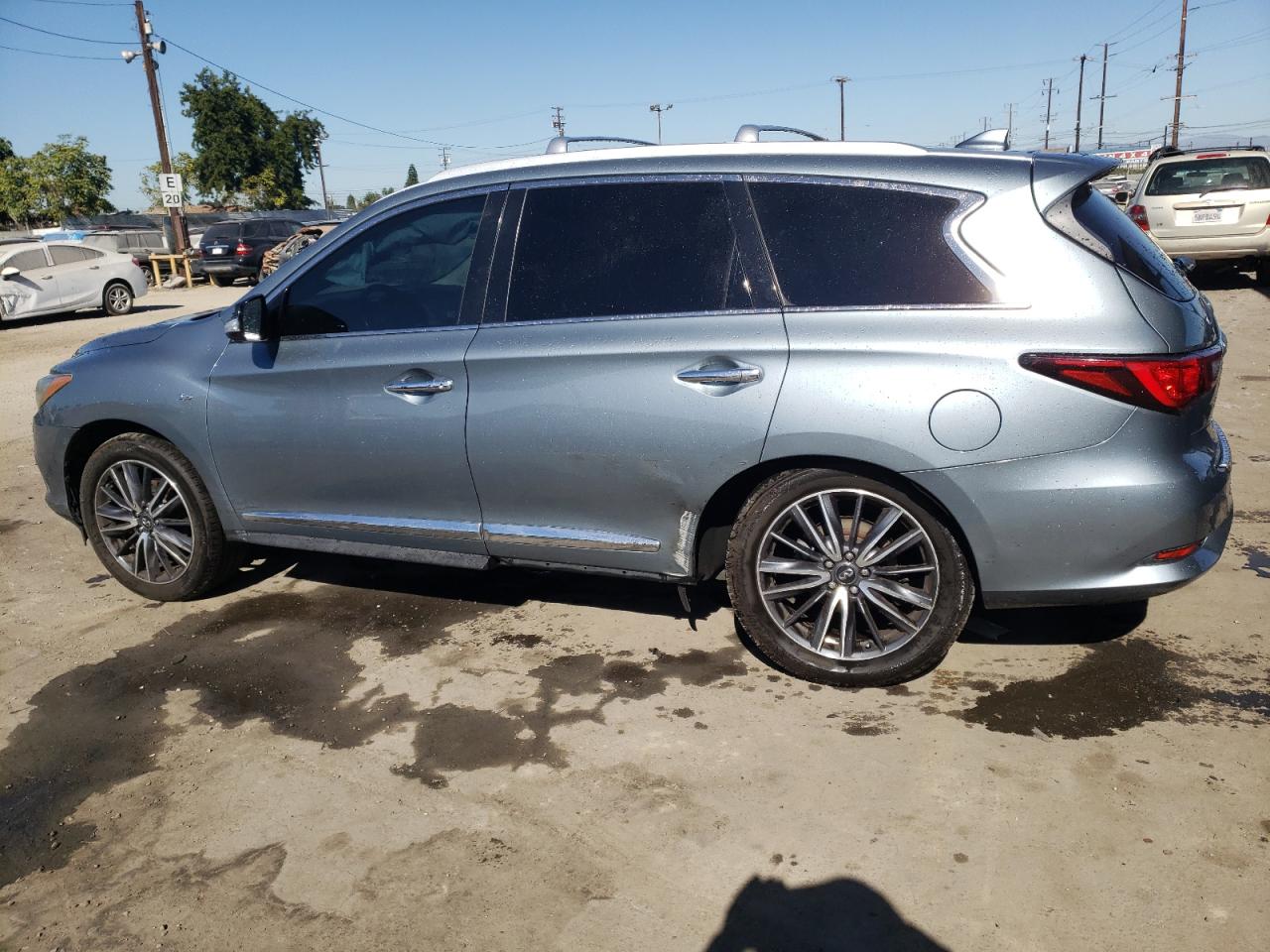 Obraz 2 z 2019 INFINITI QX60 LUXE 2019 z VIN 5N1DL0MN9KC551779