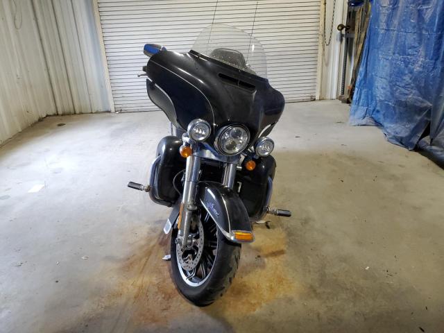 Image 2 of 2016 HARLEY-DAVIDSON FLHTK ULTRA LIMITED 2016 with VIN 1HD1KEL10GB661542