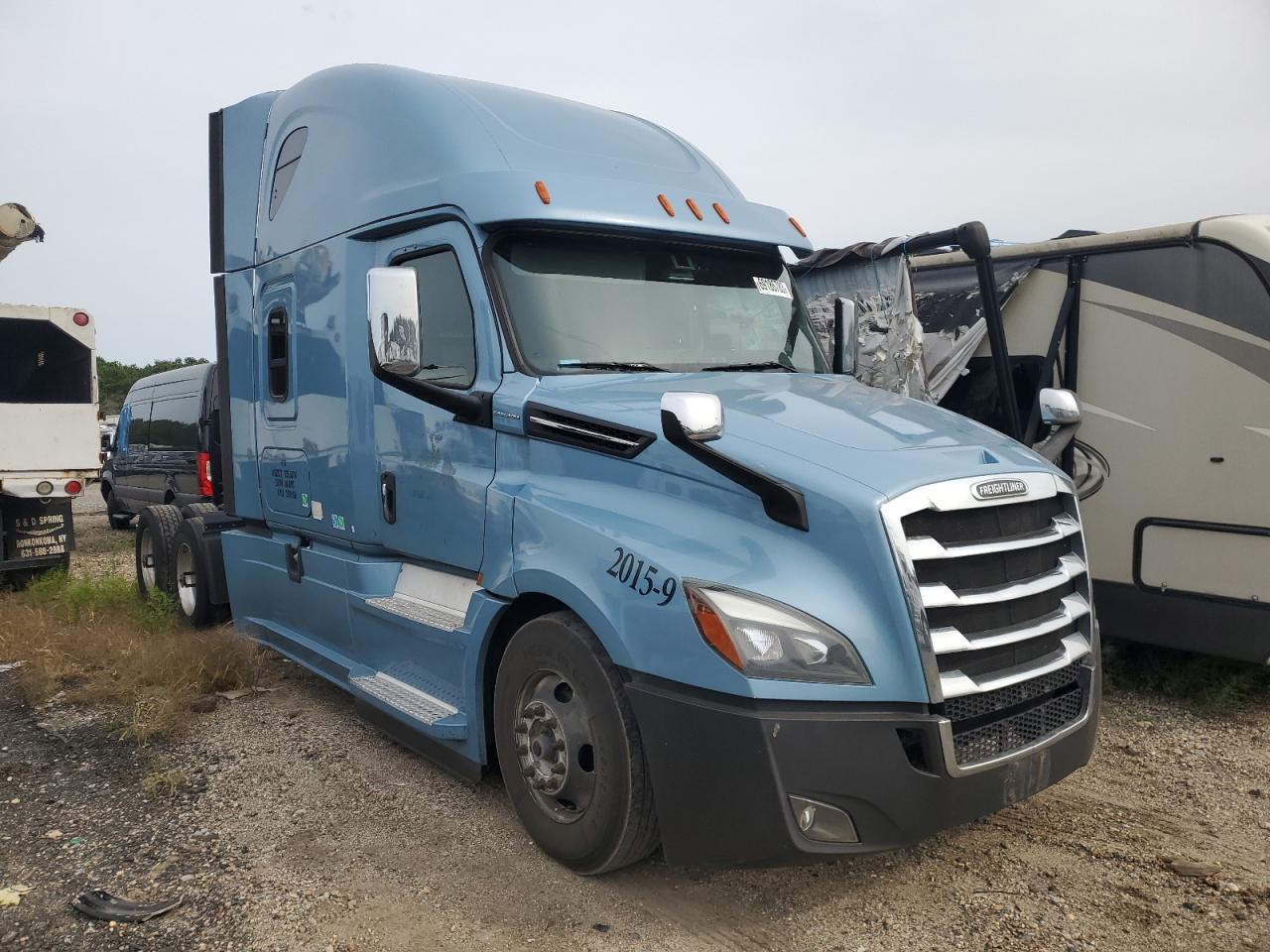 2019 FREIGHTLINER CASCADIA 126  2019 image