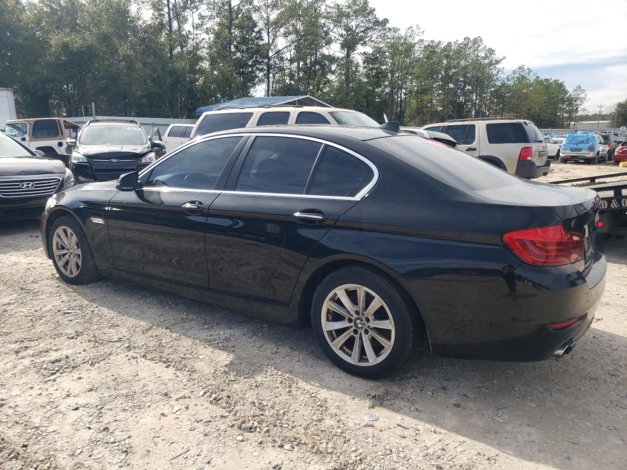 Изображение 2 2016 BMW 528 I 2016 с VIN WBA5A5C51GG349271