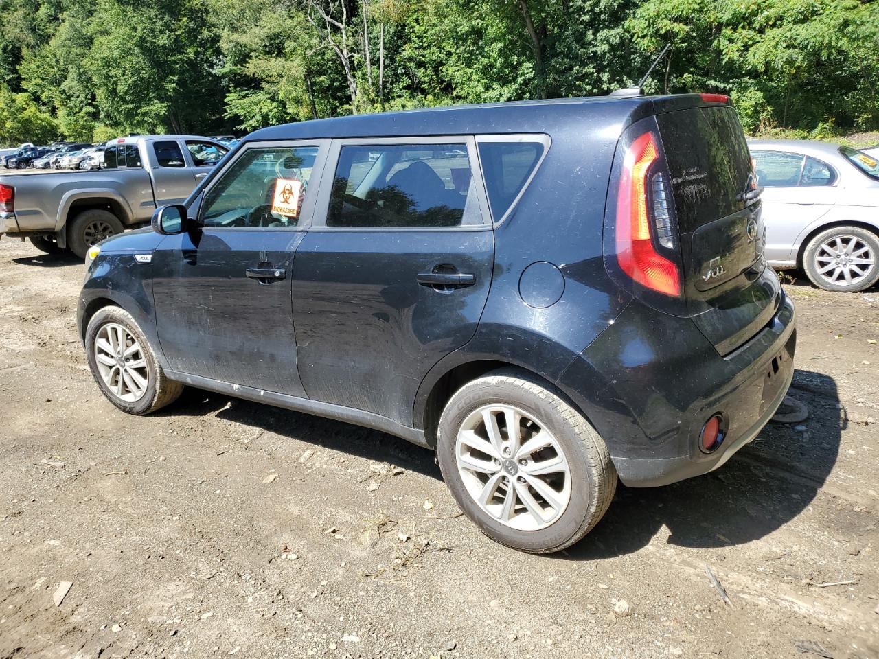 Image 2 of 2017 KIA SOUL + 2017 with VIN KNDJP3A51H7480936