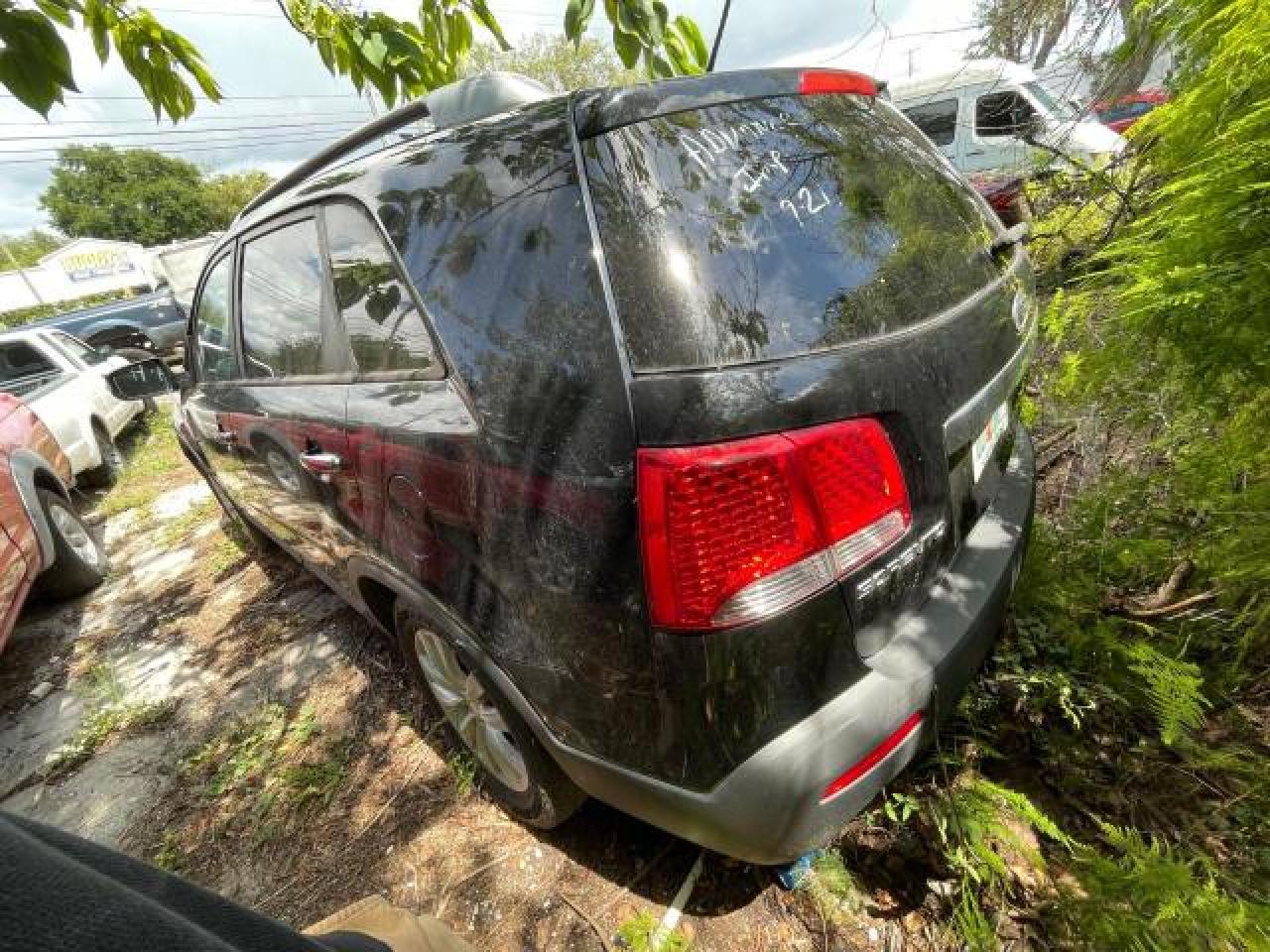 Изображение 3 2011 KIA SORENTO BASE 2011 с VIN 5XYKT4A22BG045154