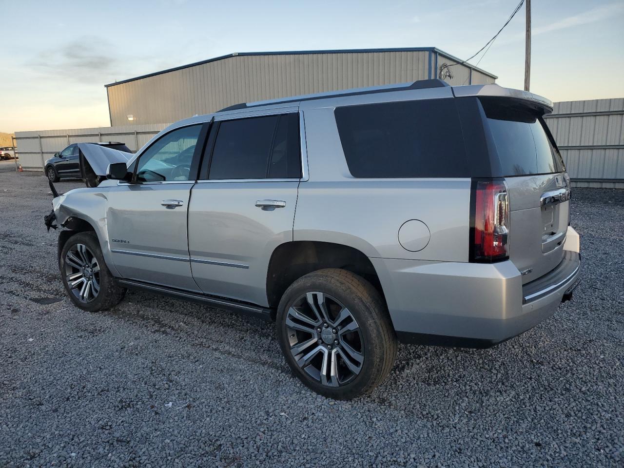 Obraz 2 z 2018 GMC YUKON DENALI 2018 z VIN 1GKS2CKJ6JR311489