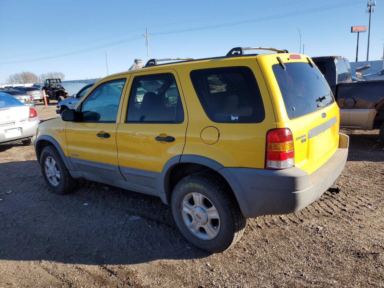 Image 2 of 2001 FORD ESCAPE XLT 2001 with VIN 1FMYU041X1KB00599