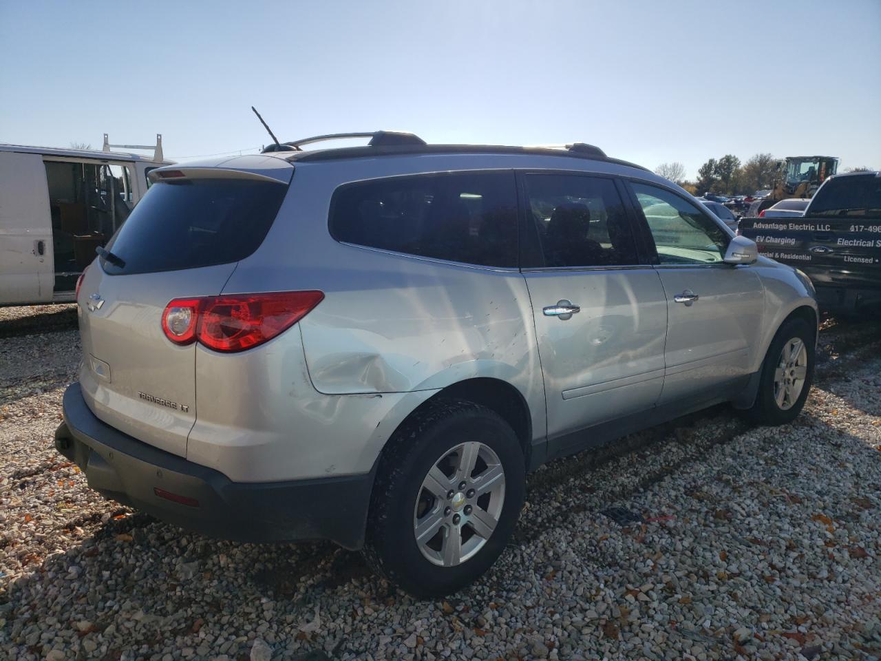 Image 3 of 2011 CHEVROLET TRAVERSE LT 2011 with VIN 1GNKVGED1BJ347355