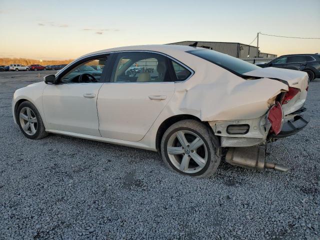 Image 2 of 2012 VOLKSWAGEN PASSAT SE 2012 with VIN 1VWBP7A39CC039742