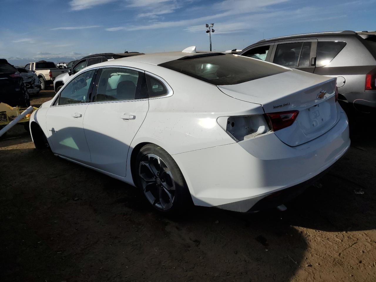 Изображение 2 2023 CHEVROLET MALIBU LT 2023 с VIN 1G1ZD5ST4PF208303