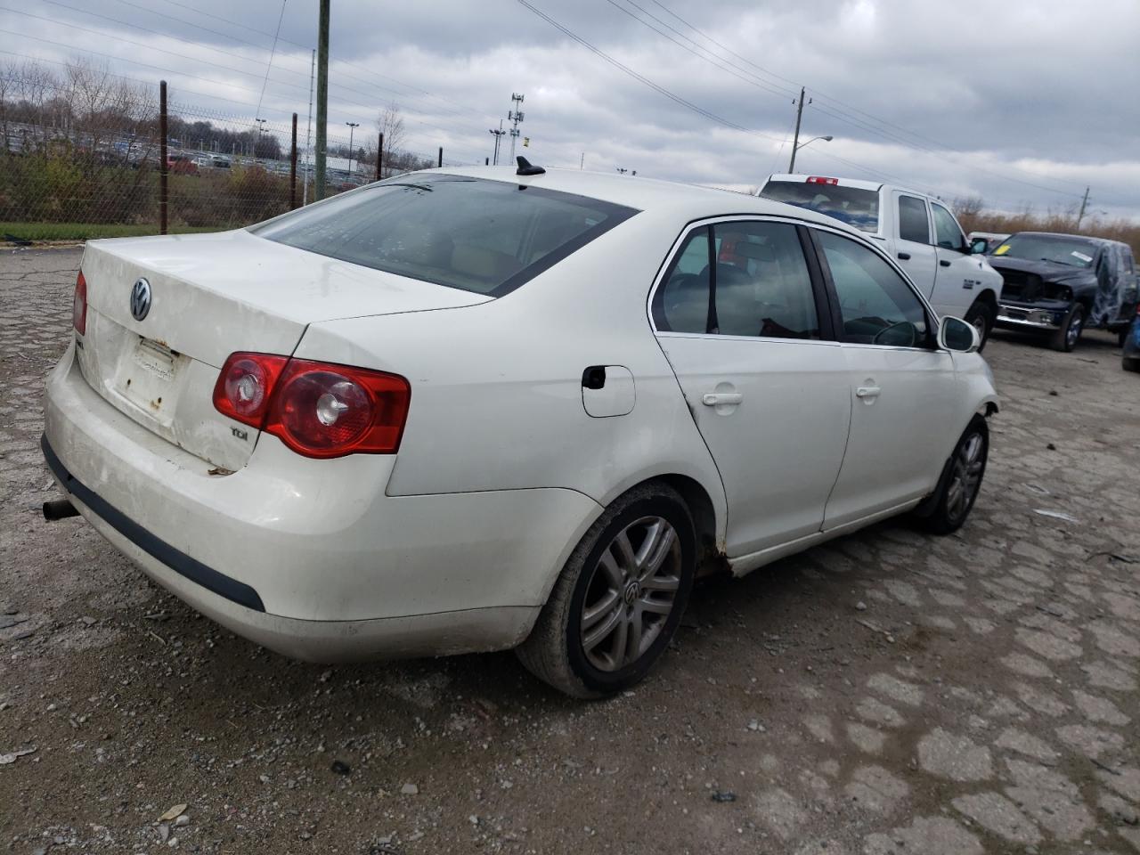 Obraz 3 z 2006 VOLKSWAGEN JETTA TDI OPTION PACKAGE 1 2006 z VIN 3VWST71K46M011322