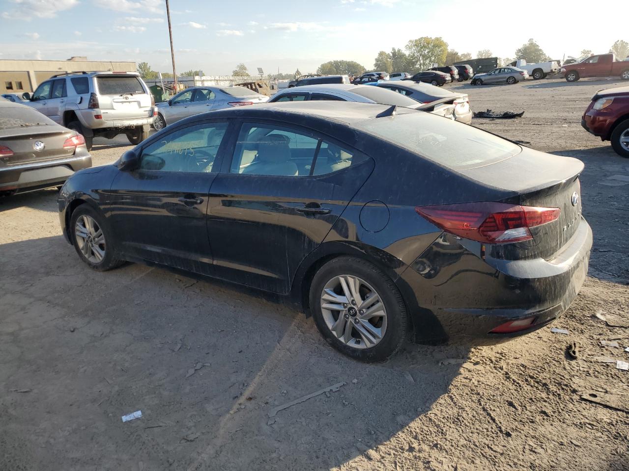 Image 2 of 2020 HYUNDAI ELANTRA SEL 2020 with VIN 5NPD84LF0LH602650