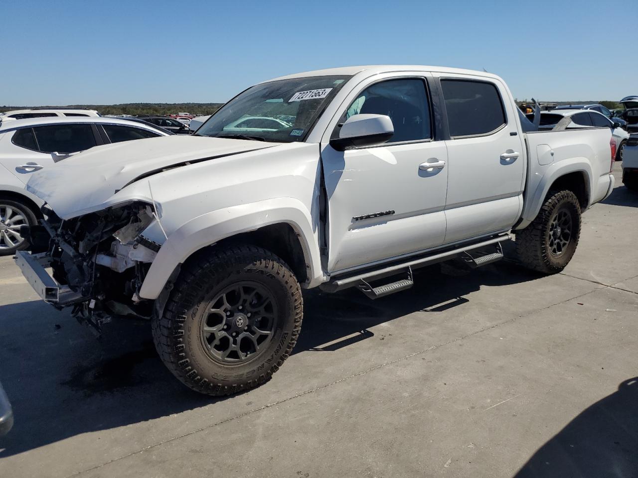 Image 1 of 2022 TOYOTA TACOMA DOUBLE CAB 2022 with VIN 3TMAZ5CN9NM164575