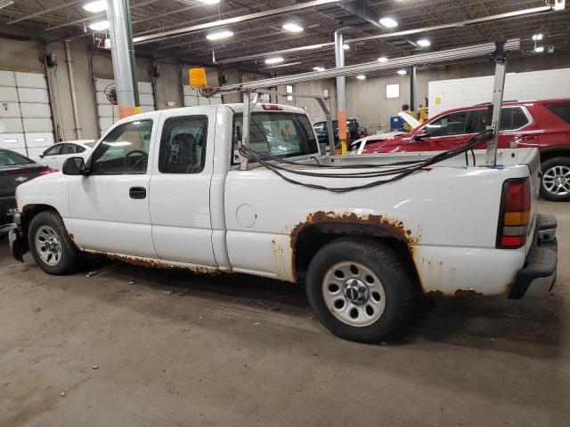 Image 2 of 2007 GMC NEW SIERRA C1500 CLASSIC 2007 with VIN 1GTEC19V57Z133182