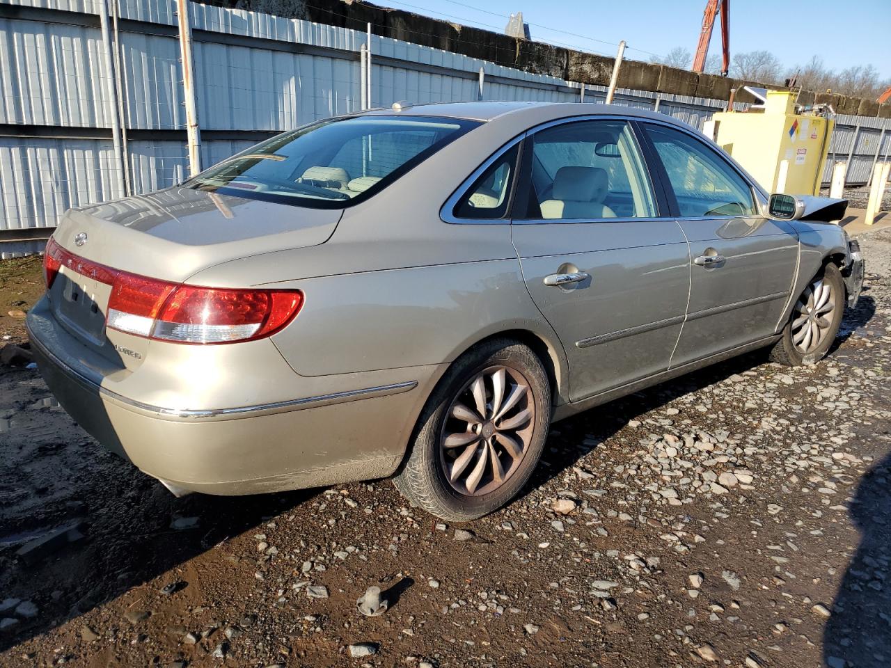 Image 3 of 2008 HYUNDAI AZERA SE 2008 with VIN KMHFC46F88A332841