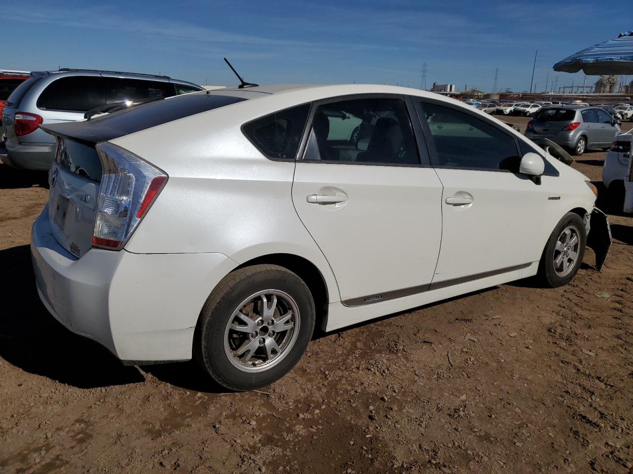 Image 3 of 2011 TOYOTA PRIUS  2011 with VIN JTDKN3DU2B0328449