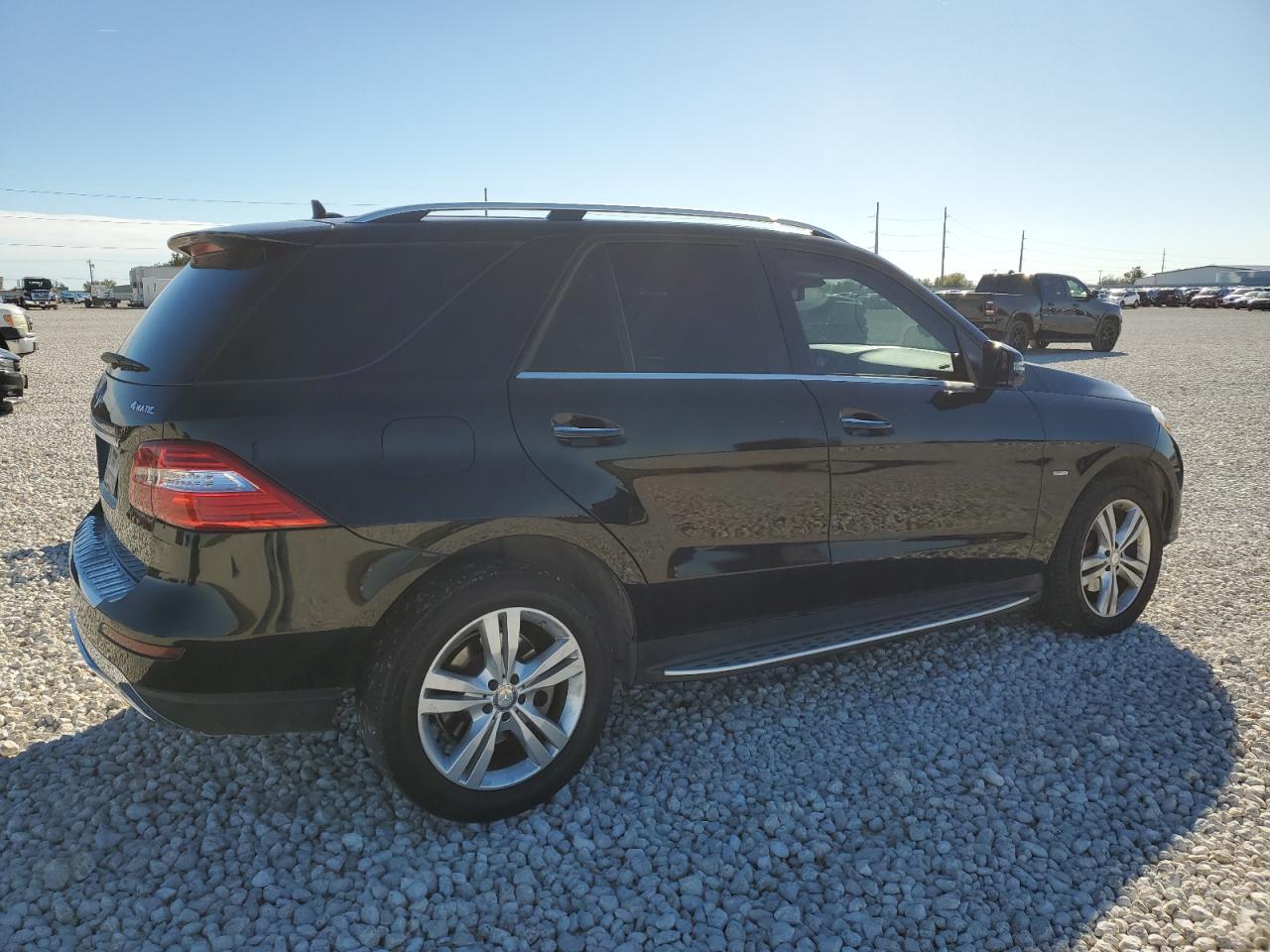 Изображение 3 2012 MERCEDES-BENZ ML 350 4MATIC 2012 с VIN 4JGDA5HB3CA066408