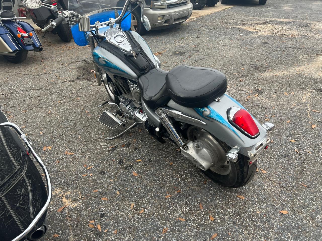 Image 3 of 2004 HONDA VTX1300 C 2004 with VIN 1HFSC55024A002912