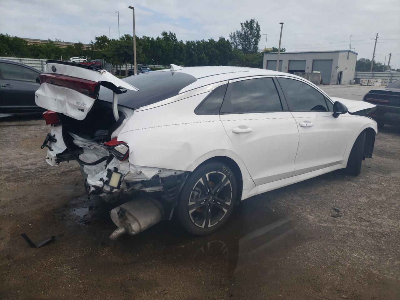 Obraz 3 z 2021 KIA K5 GT LINE 2021 z VIN 5XXG64J26MG042388