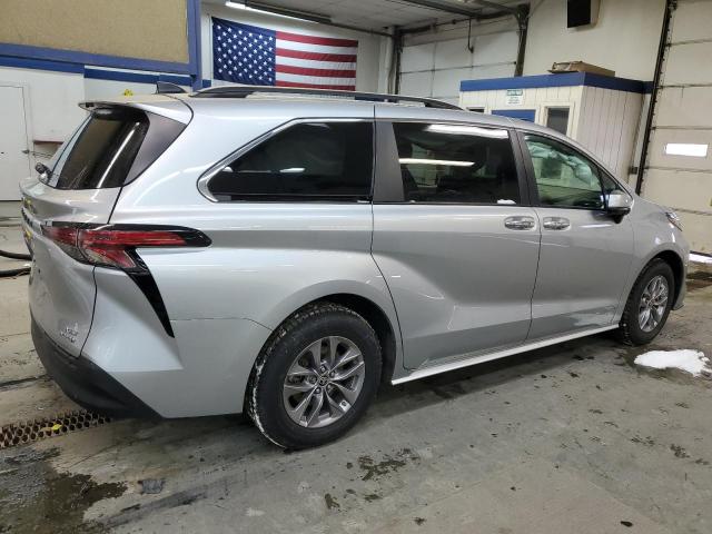 Obraz 3 z 2021 TOYOTA SIENNA XLE 2021 z VIN 5TDYSKFCXMS037389