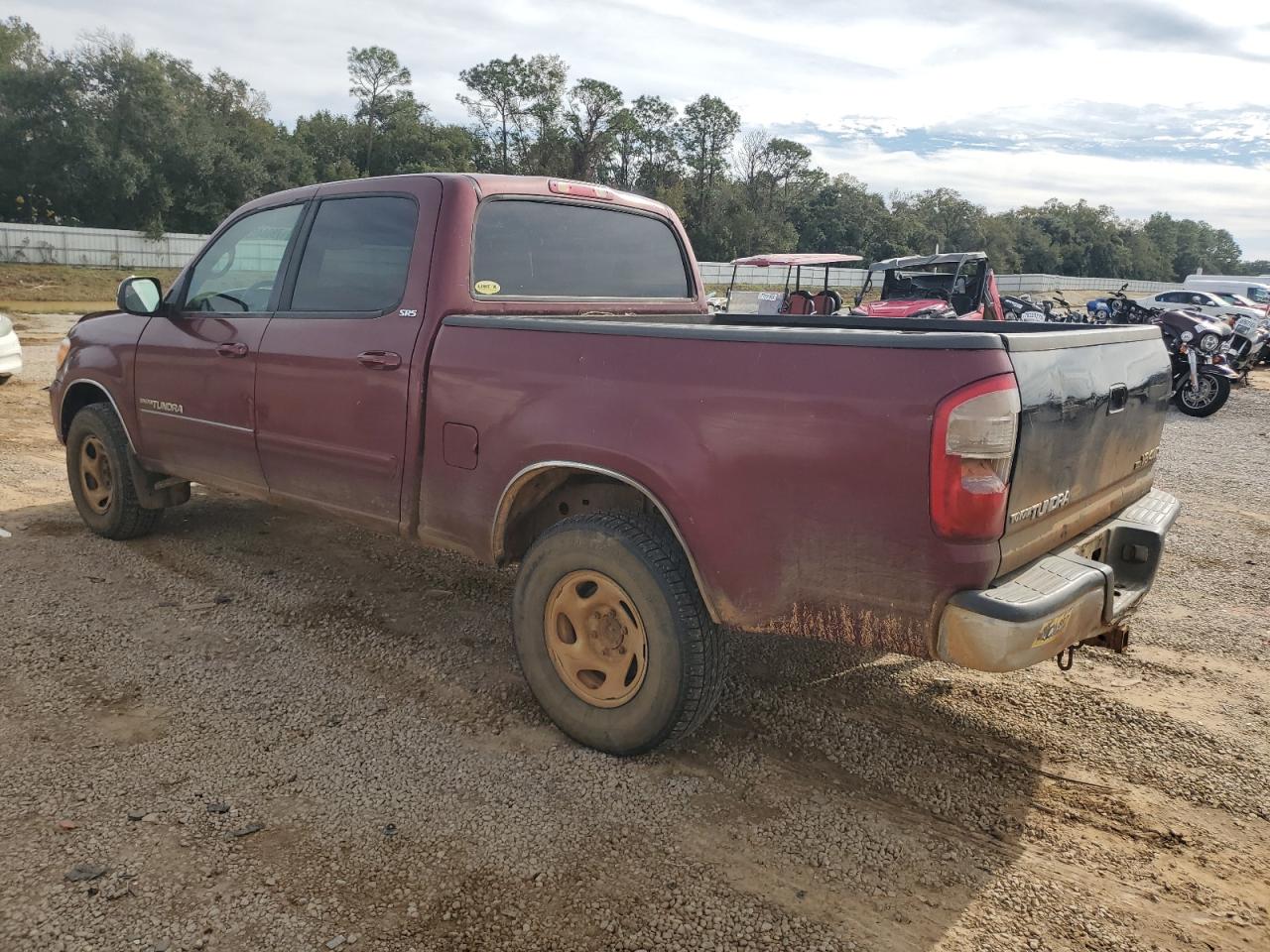 Image 2 of 2005 TOYOTA TUNDRA DOUBLE CAB SR5 2005 with VIN 5TBET34115S498031