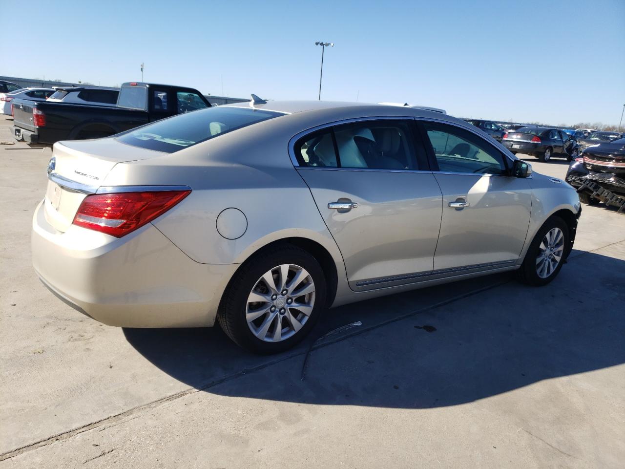 Obraz 3 z 2014 BUICK LACROSSE  2014 z VIN 1G4GA5GR1EF212192