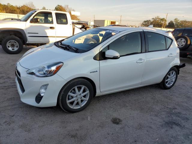 2016 TOYOTA PRIUS C  2016 image