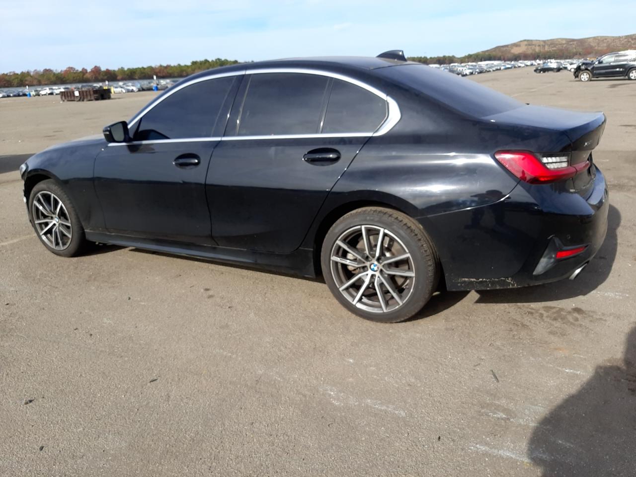 Изображение 2 2020 BMW 330XI  2020 с VIN 3MW5R7J09L8B31874