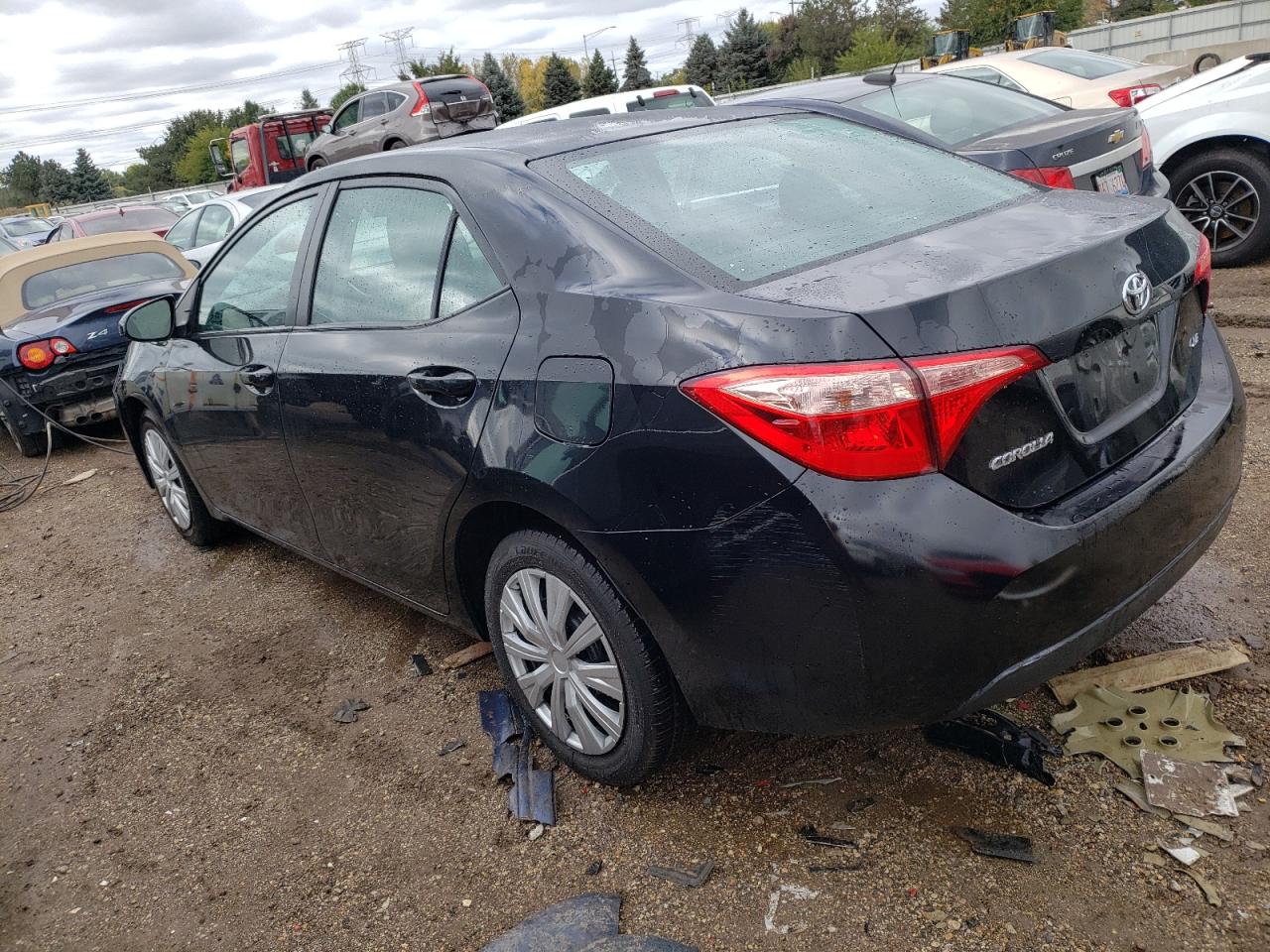 Image 2 of 2018 TOYOTA COROLLA L 2018 with VIN 2T1BURHE9JC089611