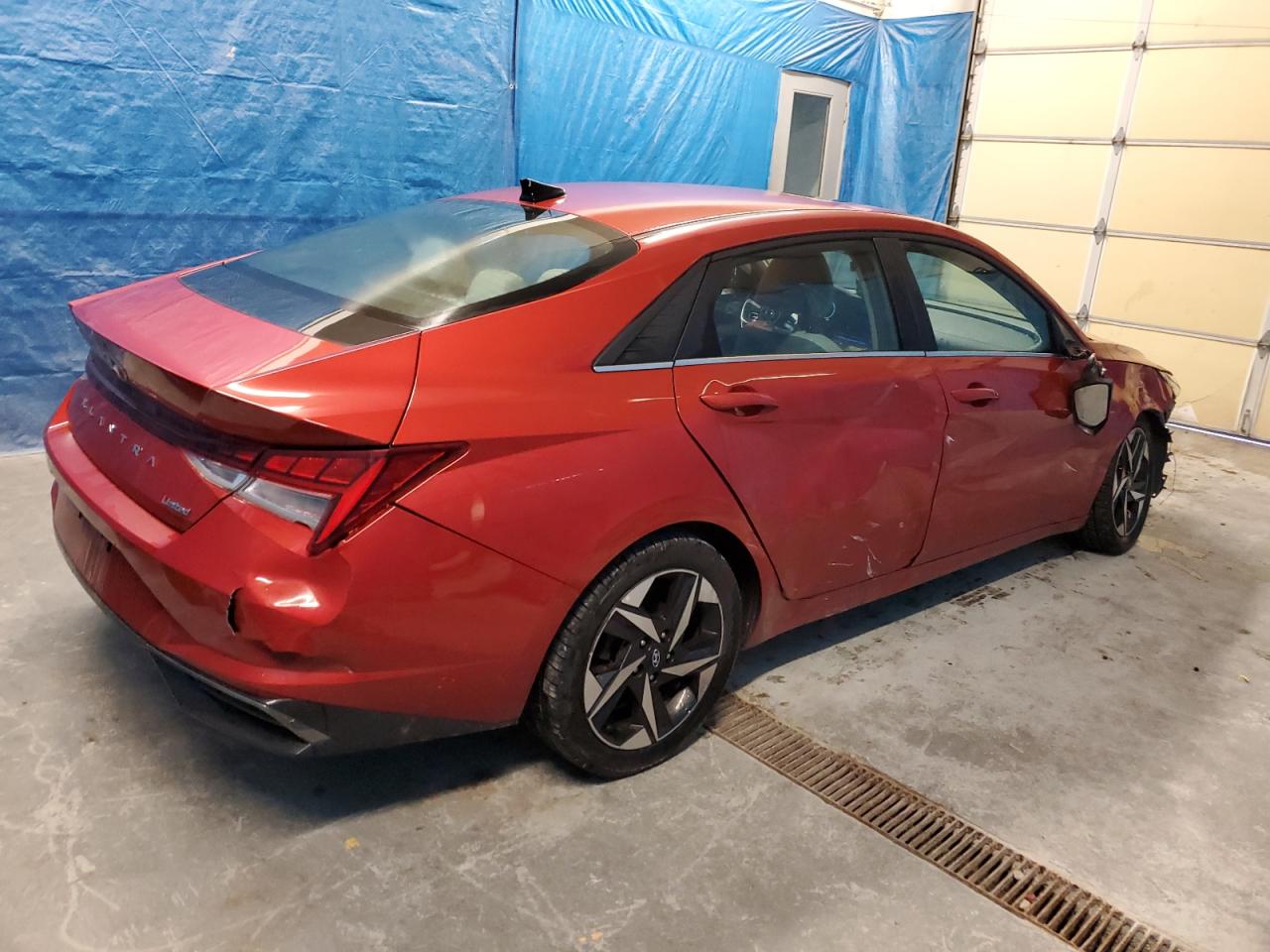 Image 3 of 2021 HYUNDAI ELANTRA LIMITED 2021 with VIN KMHLP4AG5MU116008