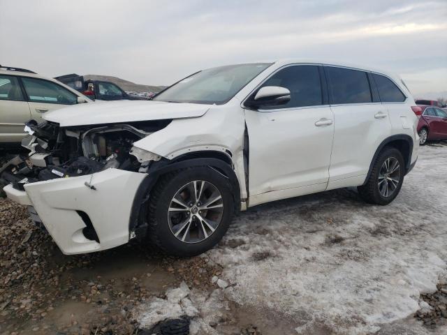 Image 1 of 2018 TOYOTA HIGHLANDER LE 2018 with VIN 5TDZZRFH9JS241066