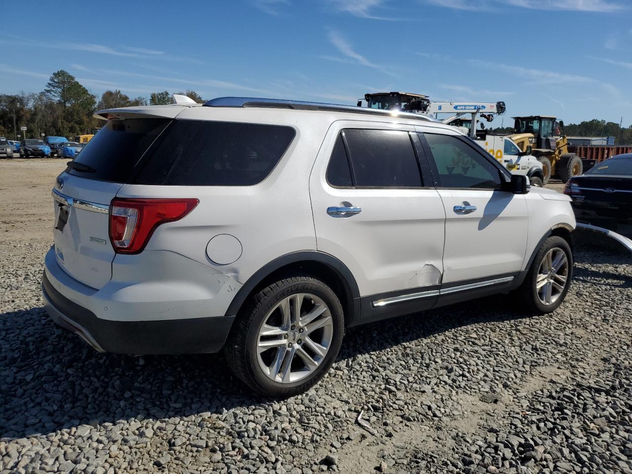 Image 3 of 2017 FORD EXPLORER LIMITED 2017 with VIN 1FM5K7FHXHGB86974