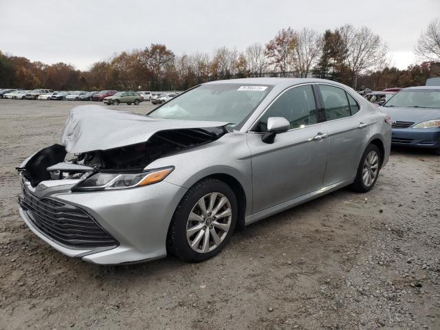 Obraz 1 z 2018 TOYOTA CAMRY L 2018 z VIN 4T1B11HK3JU092308