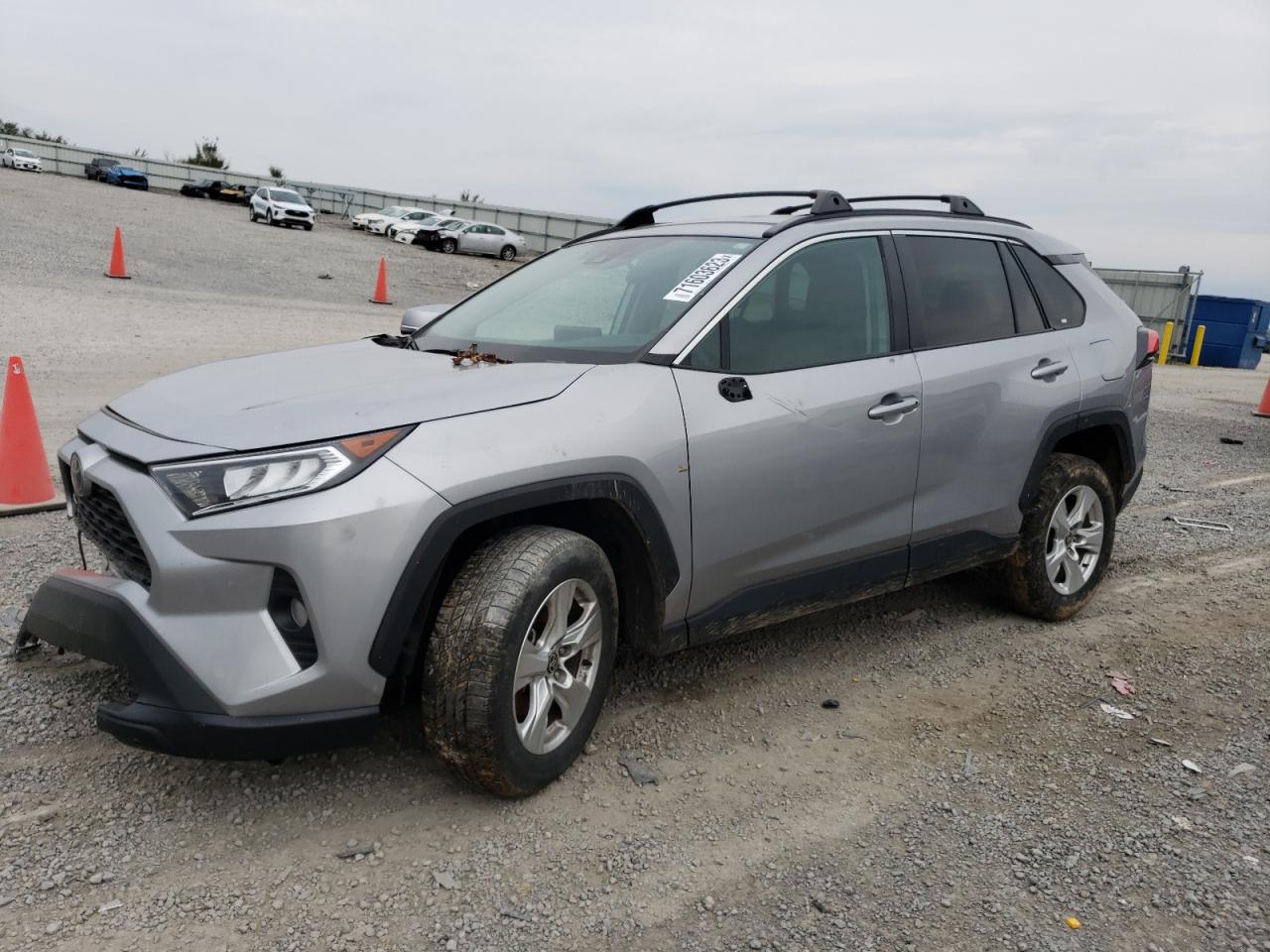 Image 1 of 2021 TOYOTA RAV4 XLE 2021 with VIN 2T3W1RFVXMC117621